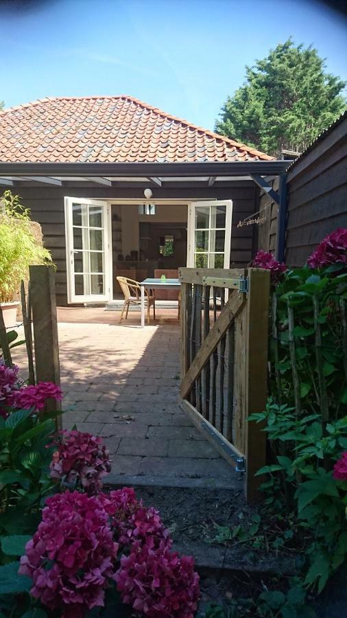 Ouddorp Vakantiehuisje Bagian luar foto